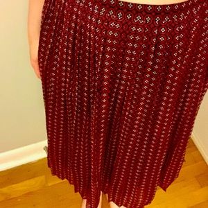Banana Republic Pleated Midi Skirt